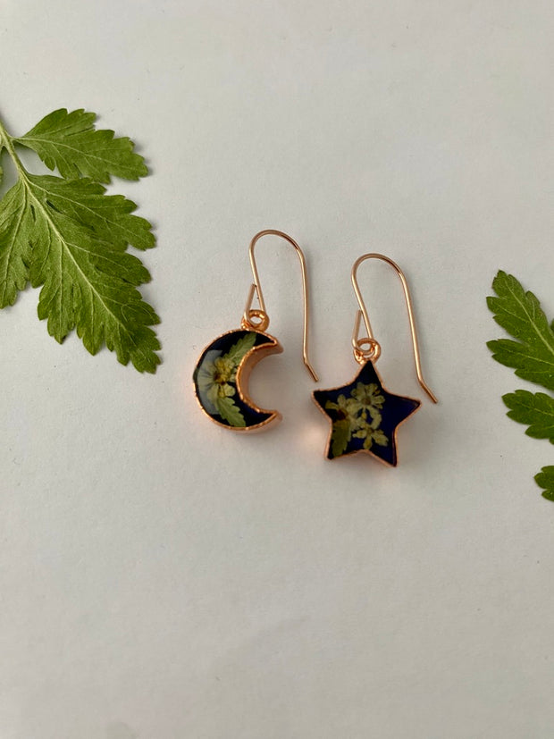 tiny world floral earrings Rose gold recycled copper electroplated dried flower earrings made in usa simple wealth art